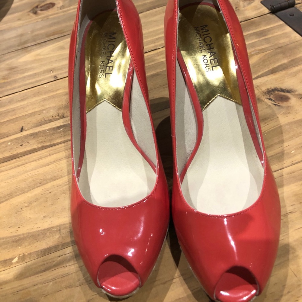 Michael Kors Wedge open toe